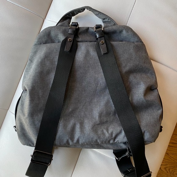 Backpack - Picture 3 of 3